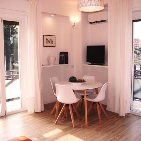 Bright Apartment カリアリ エクステリア 写真